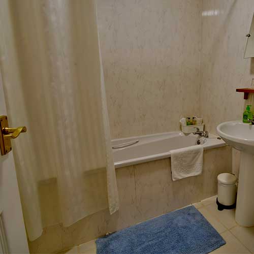Paddocks Cottages Japonica